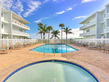Main picture of 4800 Ocean Beach Blvd
