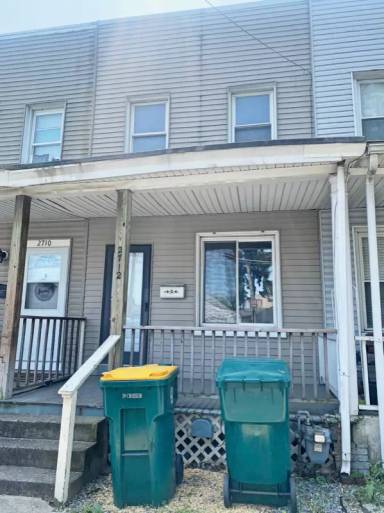 Main picture of 2712 Columbia St