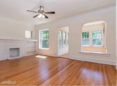 Main picture of 1234 W Albion Ave