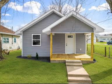 Main picture of 913 W Virginia Ave