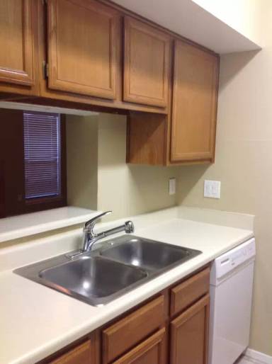 Main picture of 2025 Augusta Dr