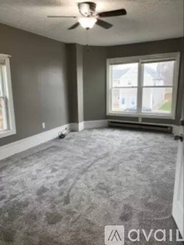 Main picture of 636 Elm Ave