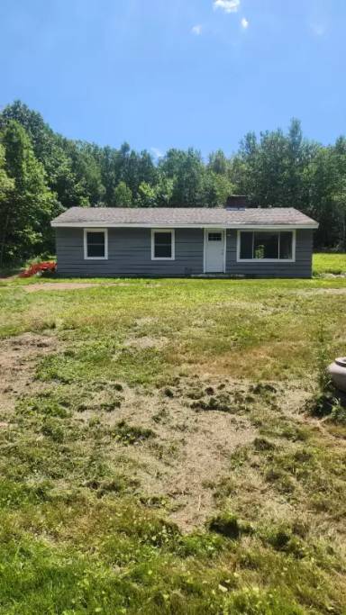 Main picture of 456 Winona Rd