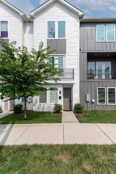 Main picture of 2136 24th Ave N