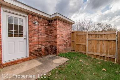 Main picture of 890 S Eastview Dr