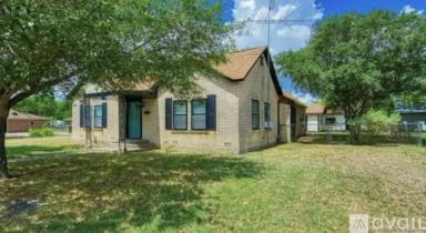 Main picture of 611 N Johnson St