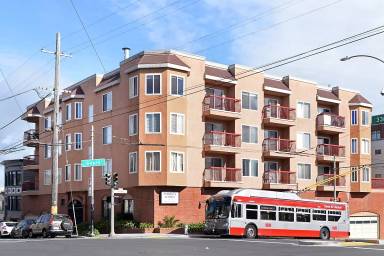 Main picture of 490 33rd Ave