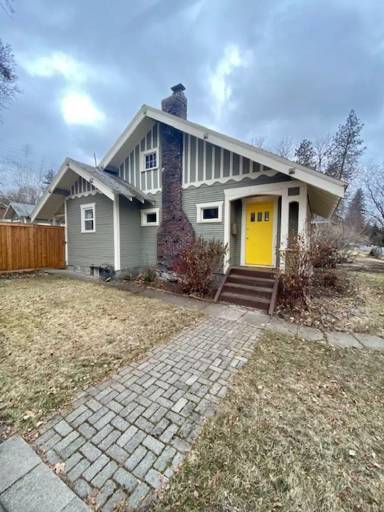 Main picture of 3028 E 16th Ave