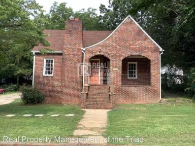 Main picture of 1012 Meredith St