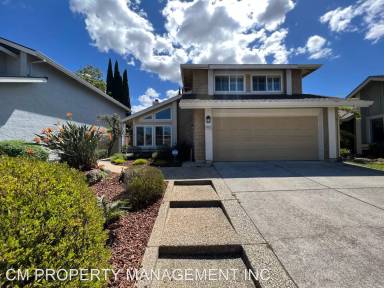 Main picture of 2422 Lascar Pl