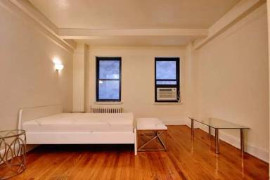 Main picture of 13 Waverly Pl