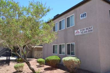 Main picture of 489 Calcaterra Cir