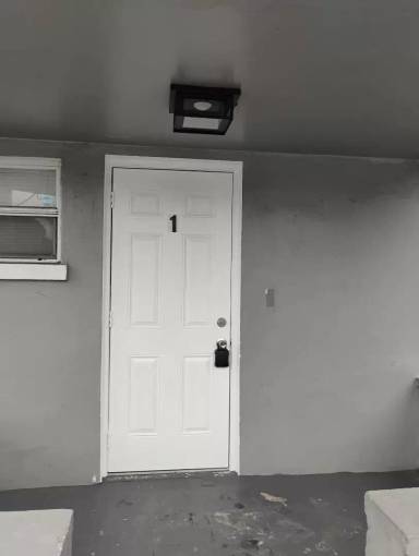 Main picture of 2325 Madison St
