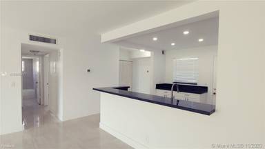 Main picture of 315 SE 11th Ter