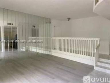 Main picture of 4705 SW 62nd Ave
