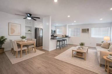 Main picture of 6556 La Mirada Ave