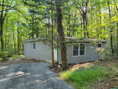 Main picture of 1412 Johns Rd