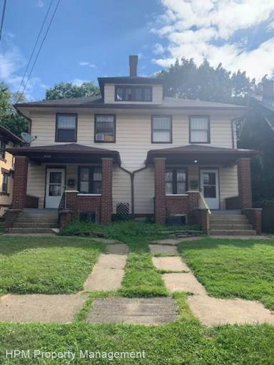Main picture of 1604 Yale Ave NW