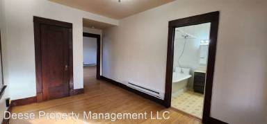 Main picture of 1733 W 10th Ave