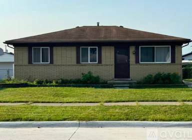 Main picture of 16024 Wellington Ave
