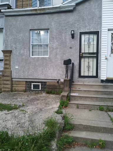 Main picture of 4757 N Mascher St