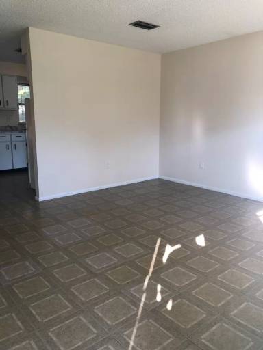 Main picture of 2372 Florida Dr