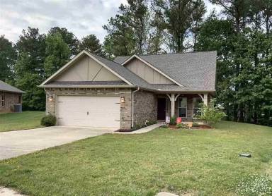 Main picture of 129 Oak Terrace Ln