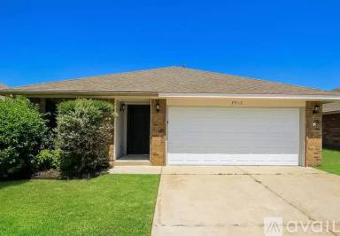 Main picture of 7912 Dawn Cir