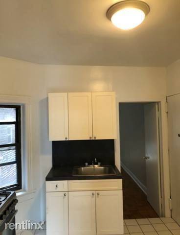 Main picture of 349 E 51st St