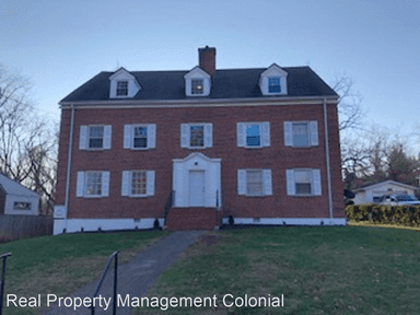 Main picture of 2703 Broad St NW