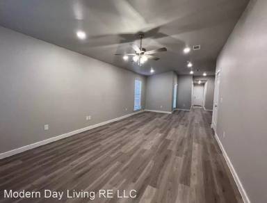 Main picture of 409 E 21st St