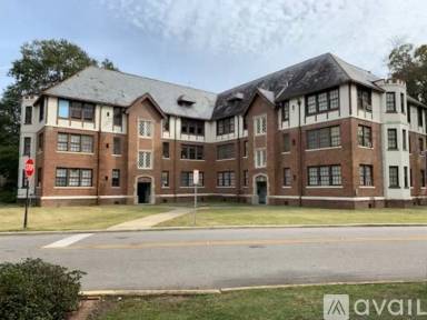 Main picture of 902 Felder Ave