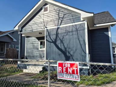 Main picture of 7909 Ford St