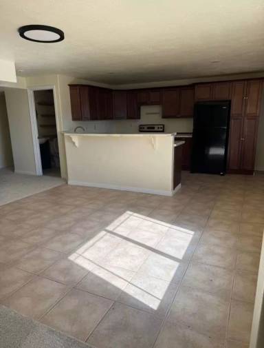 Main picture of 3988 S Lake Vista Dr