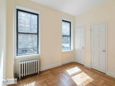 Main picture of 228 E 36th St