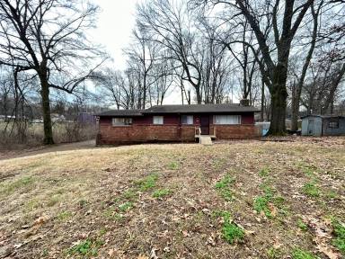 Main picture of 829 Dolan Rd