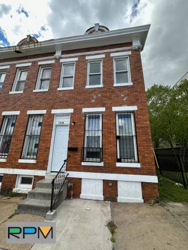 Main picture of 1806 N Longwood St