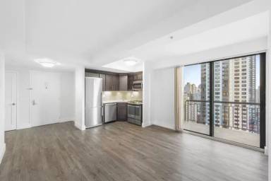 Main picture of 355 E 91st St