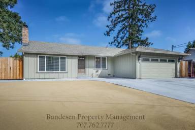 Main picture of 746 Bonnie Ave