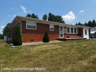 Main picture of 3984 Bruce St