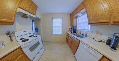 Main picture of 1100 Thurston St