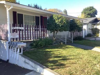 Main picture of 132 Florence Ave