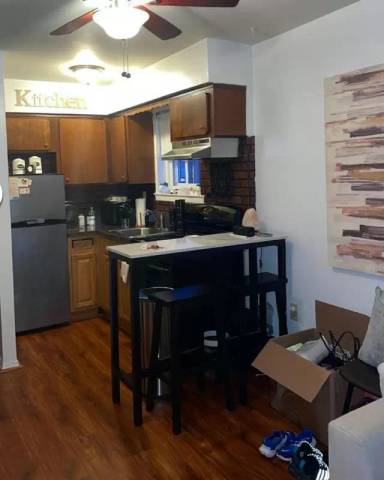 Main picture of 344 Quincy Ave