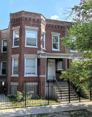 Main picture of 4827 W Van Buren St