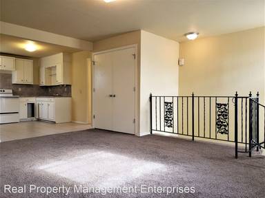 Main picture of 422 S 4th St