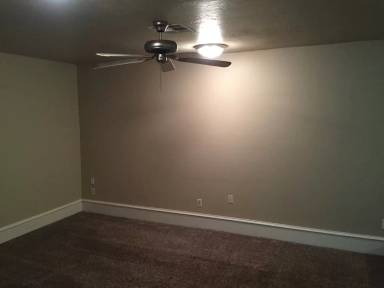 Main picture of 905 W 24th St