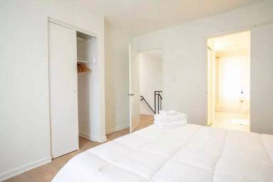Main picture of 1311 I St NE