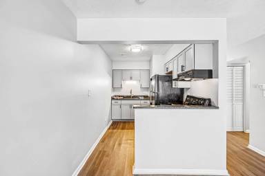 Main picture of Summit Park Apartments