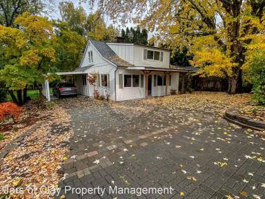 Main picture of 6805 SW 92nd Ave