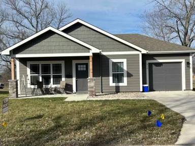 Main picture of 812 S Olive St